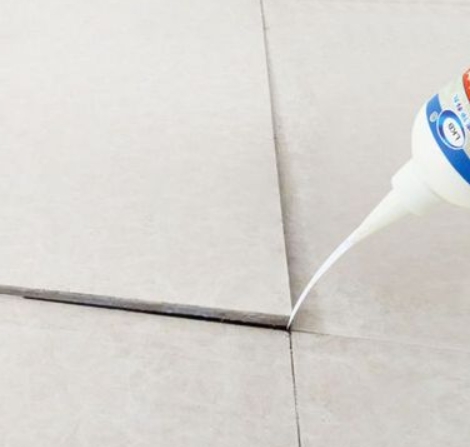 浦口瓷砖空鼓维修公司分享卫生间瓷砖脱落的原因可能有以下几点
